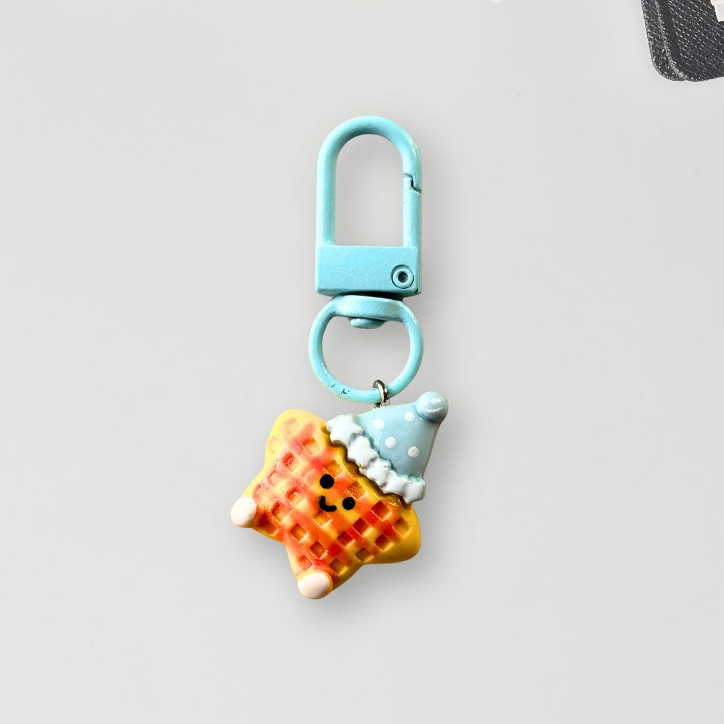Waffle Star mini charm